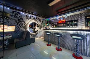 Фотография Вне Зоны Time Lounge Bar 2